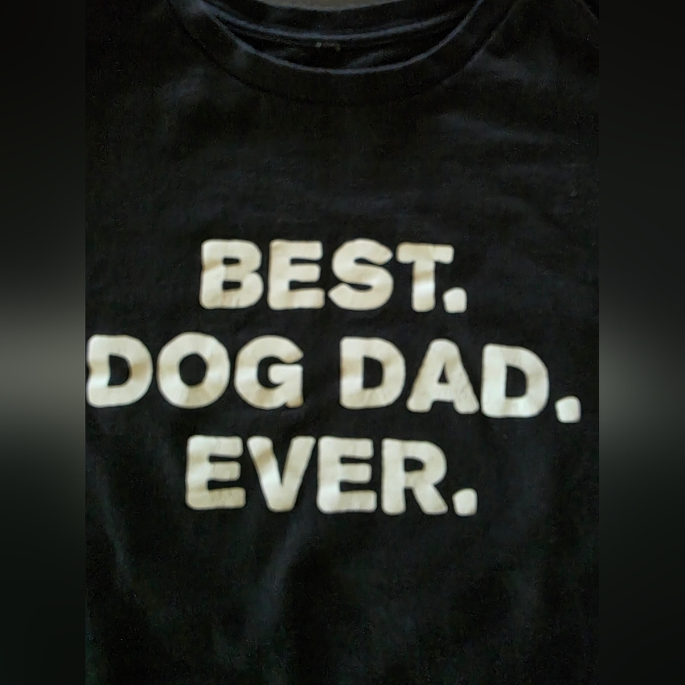 FATHER'S DAY GIFT!!  PAWZ Black and White 'Best Dog Dad Ever' T-Shirt